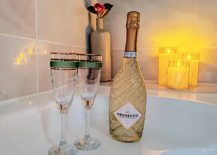 Bulle D'antan En Coeur De - Monument Classe Historique - Grand Jaccuzi *